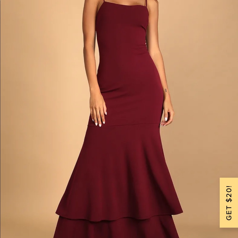 NWT Lulus burgundy mermaid gown